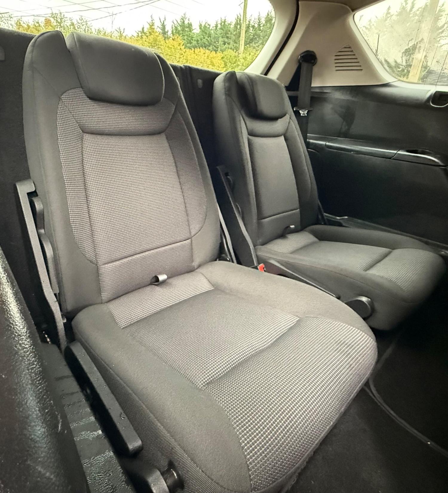 Used Ford S-Max 2010 for sale - 77506041: Photo 24