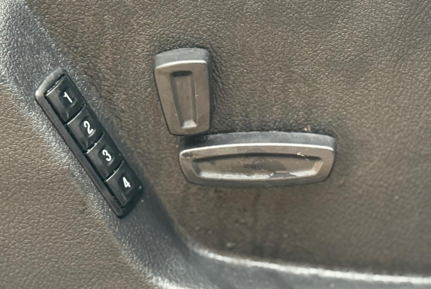 Used Ford S-Max 2010 for sale - 77506041: Photo 38