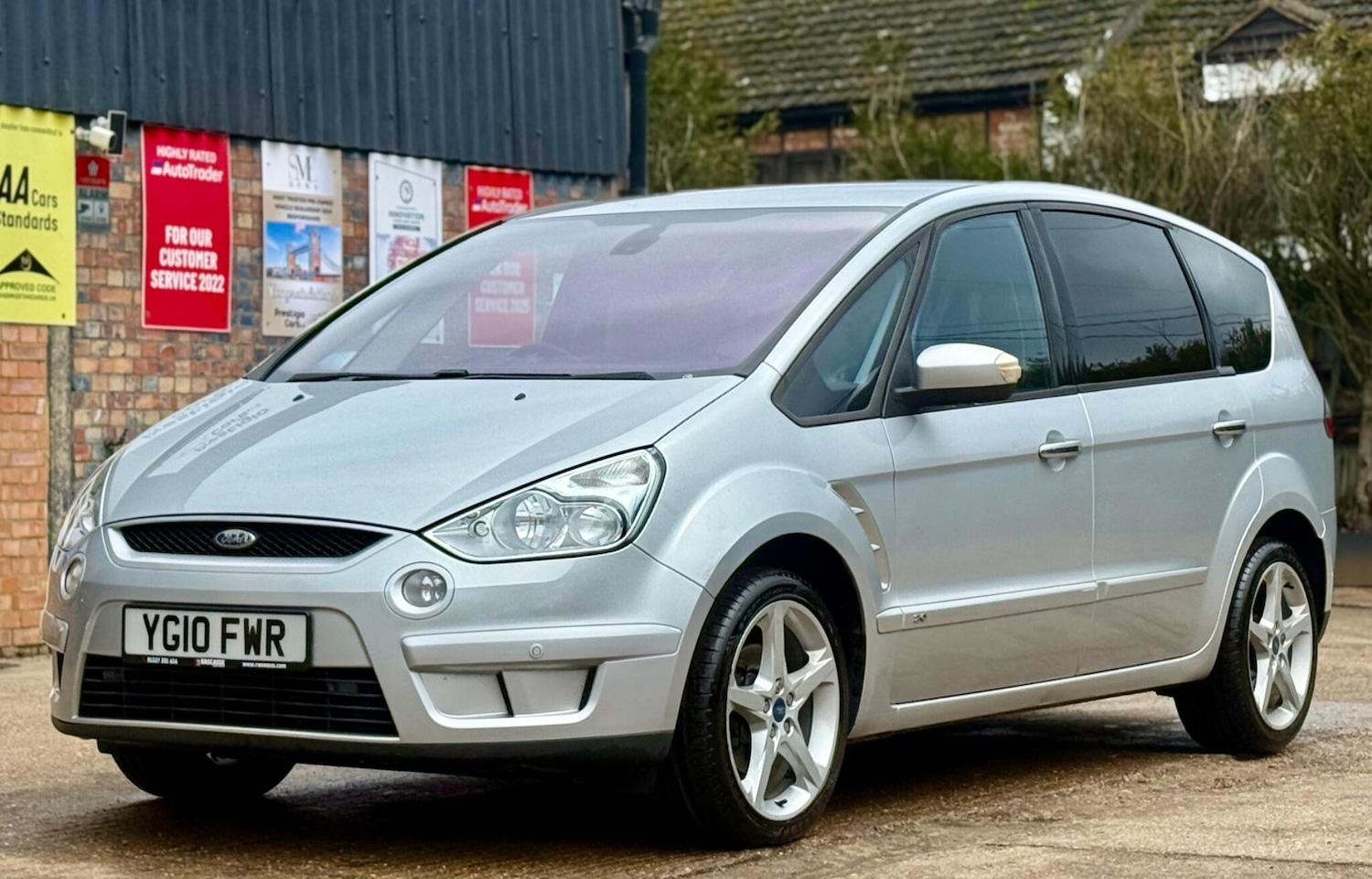 Used Ford S-Max 2010 for sale - 77506041: Photo 5