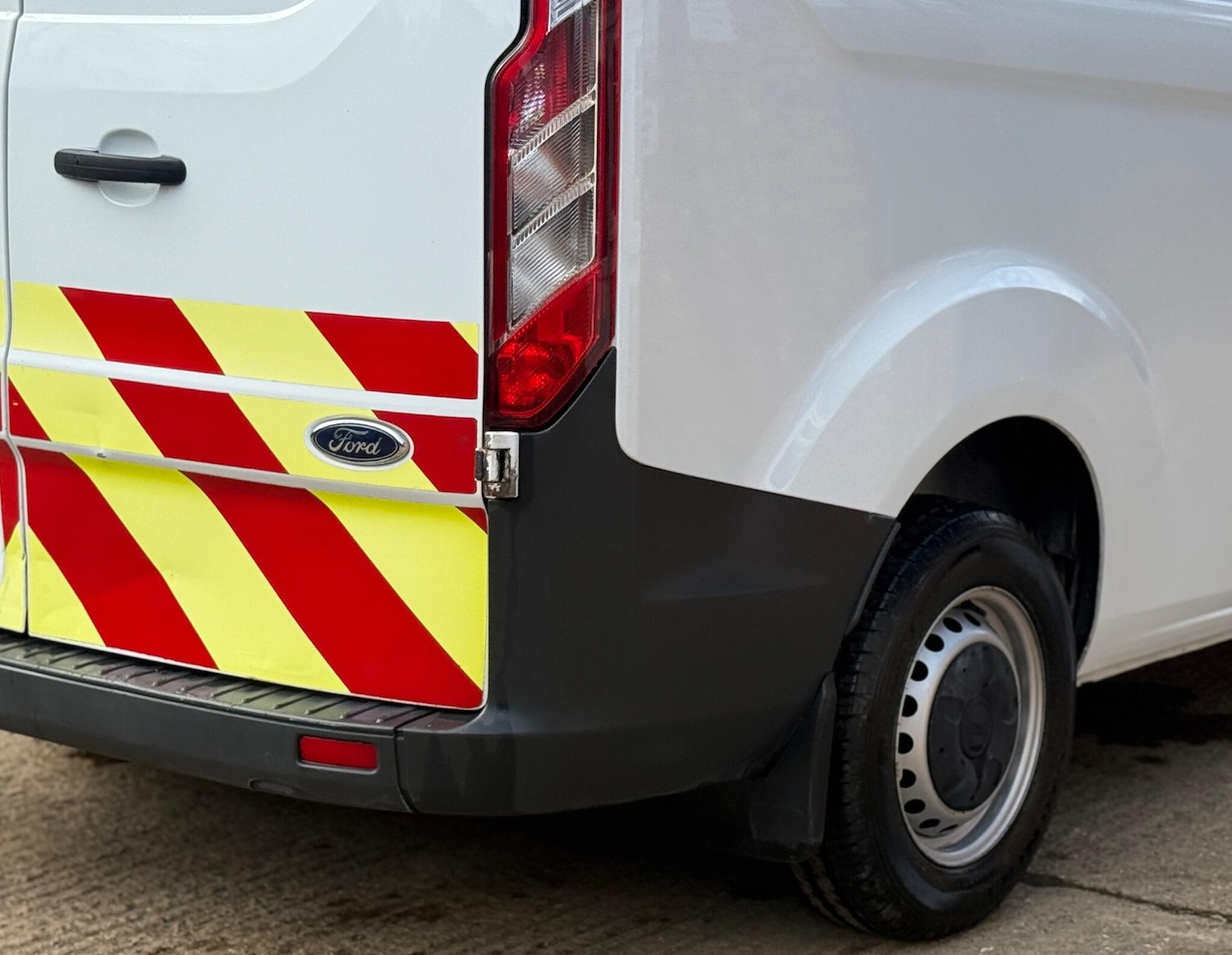 Used Ford Transit Custom 2016 for sale - 76287951: Photo 30