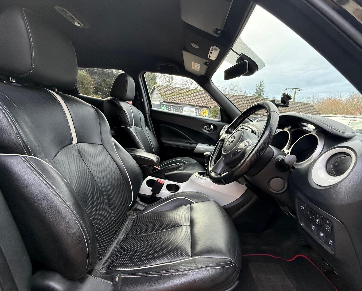 Used Nissan Juke 2014 for sale - 76859383: Photo 14