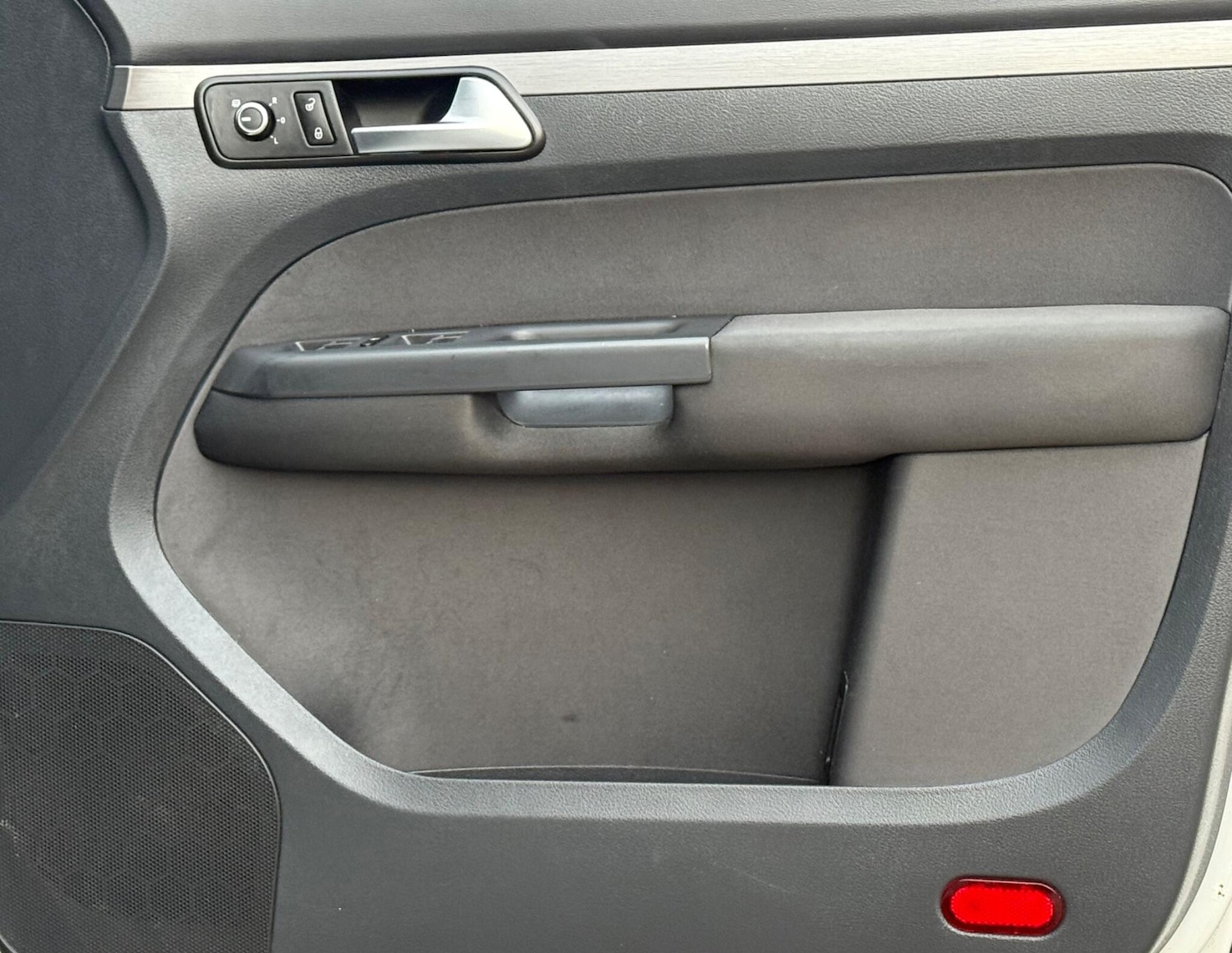 Used Volkswagen Touran 2012 for sale - 76969091: Photo 15