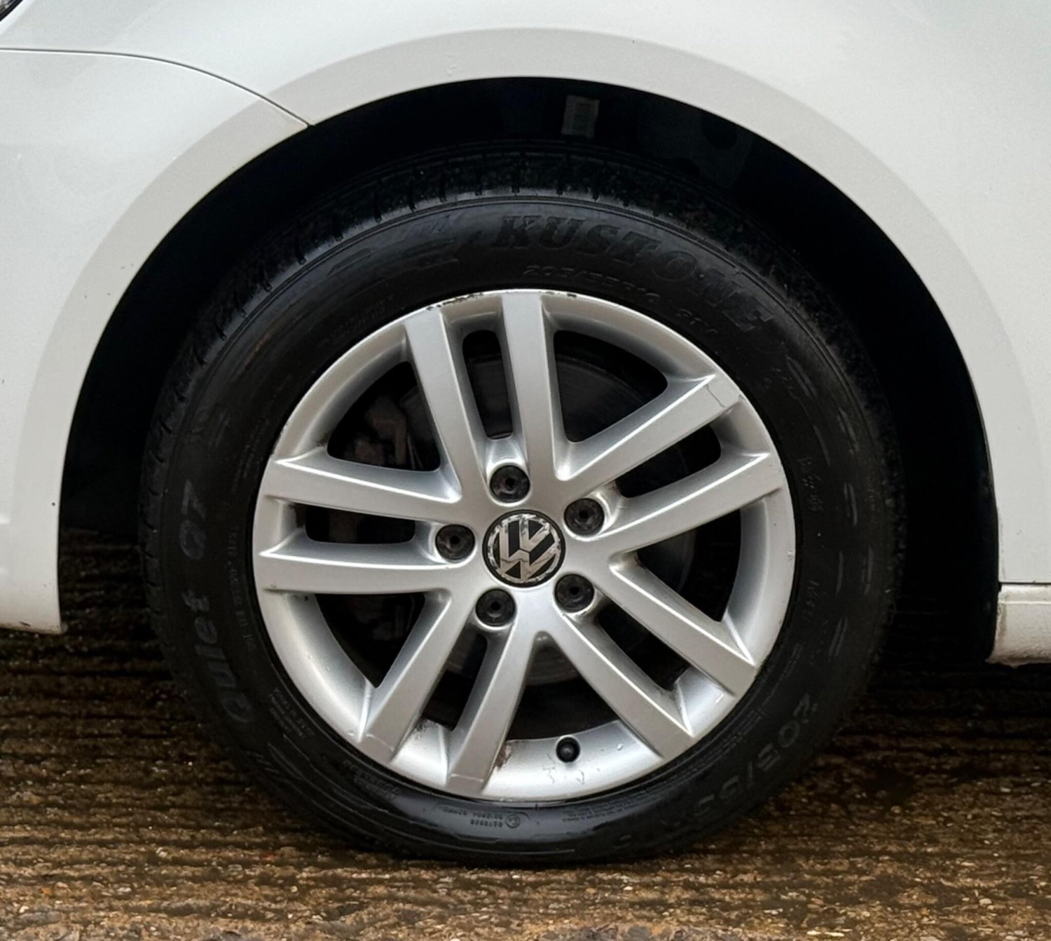 Used Volkswagen Touran 2012 for sale - 76969091: Photo 49