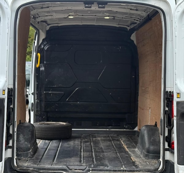Used Ford Transit 2017 for sale - 75713519: Photo 18