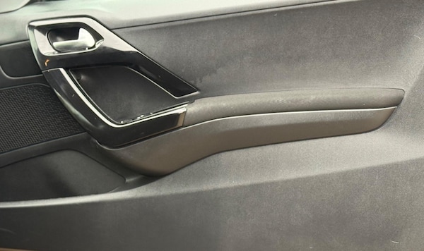 Used Peugeot 208 2018 for sale - 76236898: Photo 17