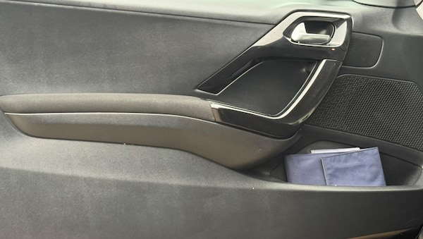 Used Peugeot 208 2018 for sale - 76236898: Photo 20