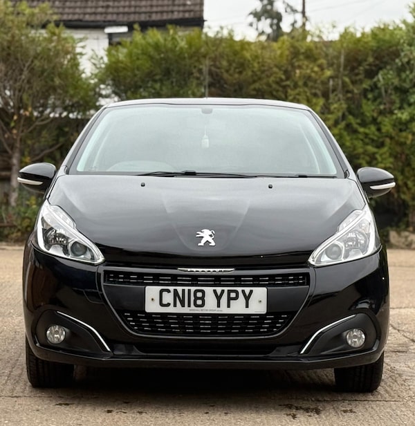 Used Peugeot 208 2018 for sale - 76236898: Photo 3