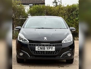 Used Peugeot 208 2018 for sale - 76236898: Photo 3
