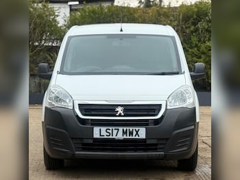 Used Peugeot Partner 2017 for sale - 77083377: Photo