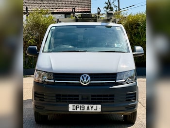 Used Volkswagen Transporter 2019 for sale - 79490135: Photo