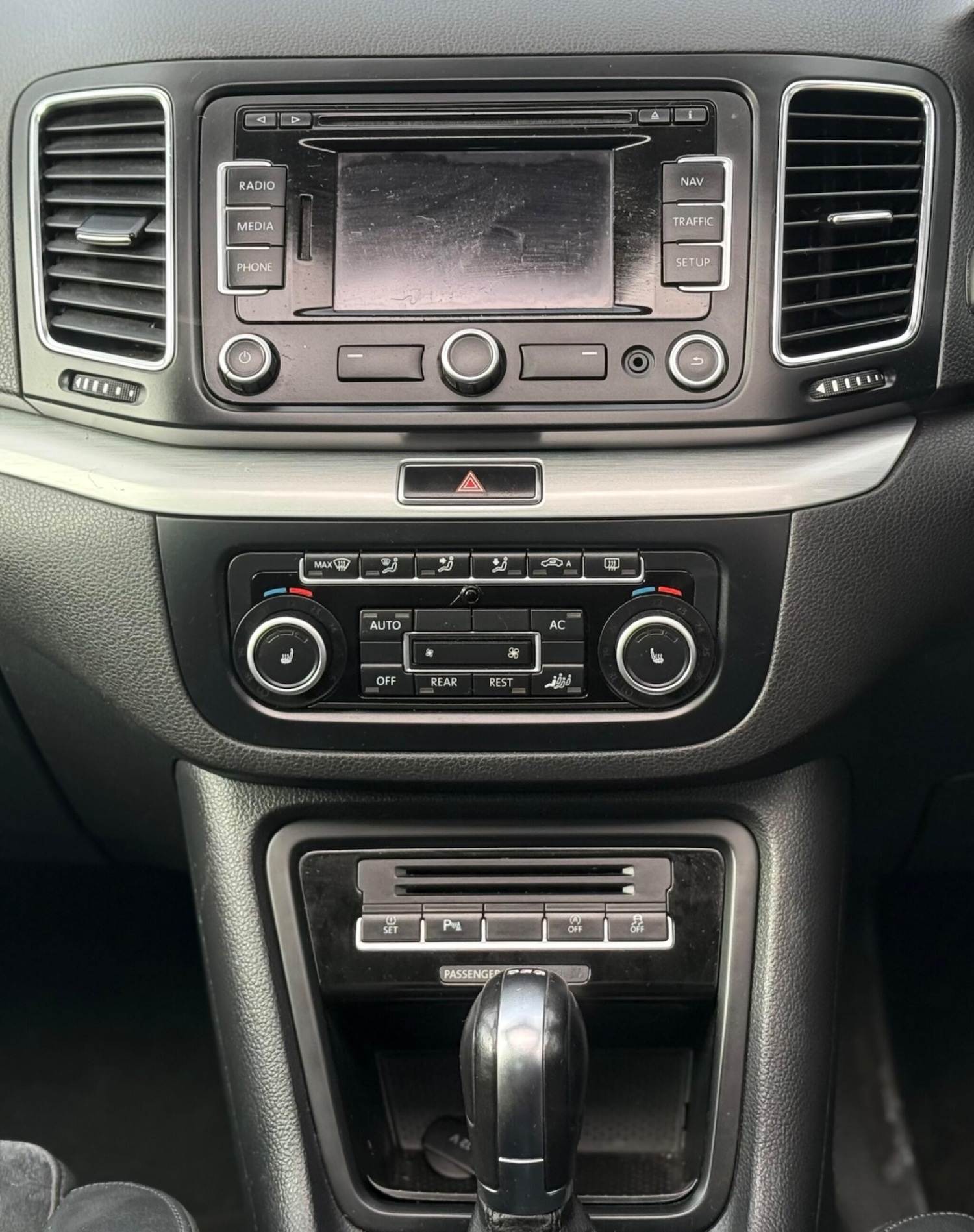 Used Volkswagen Sharan 2011 for sale - 77446275: Photo 22