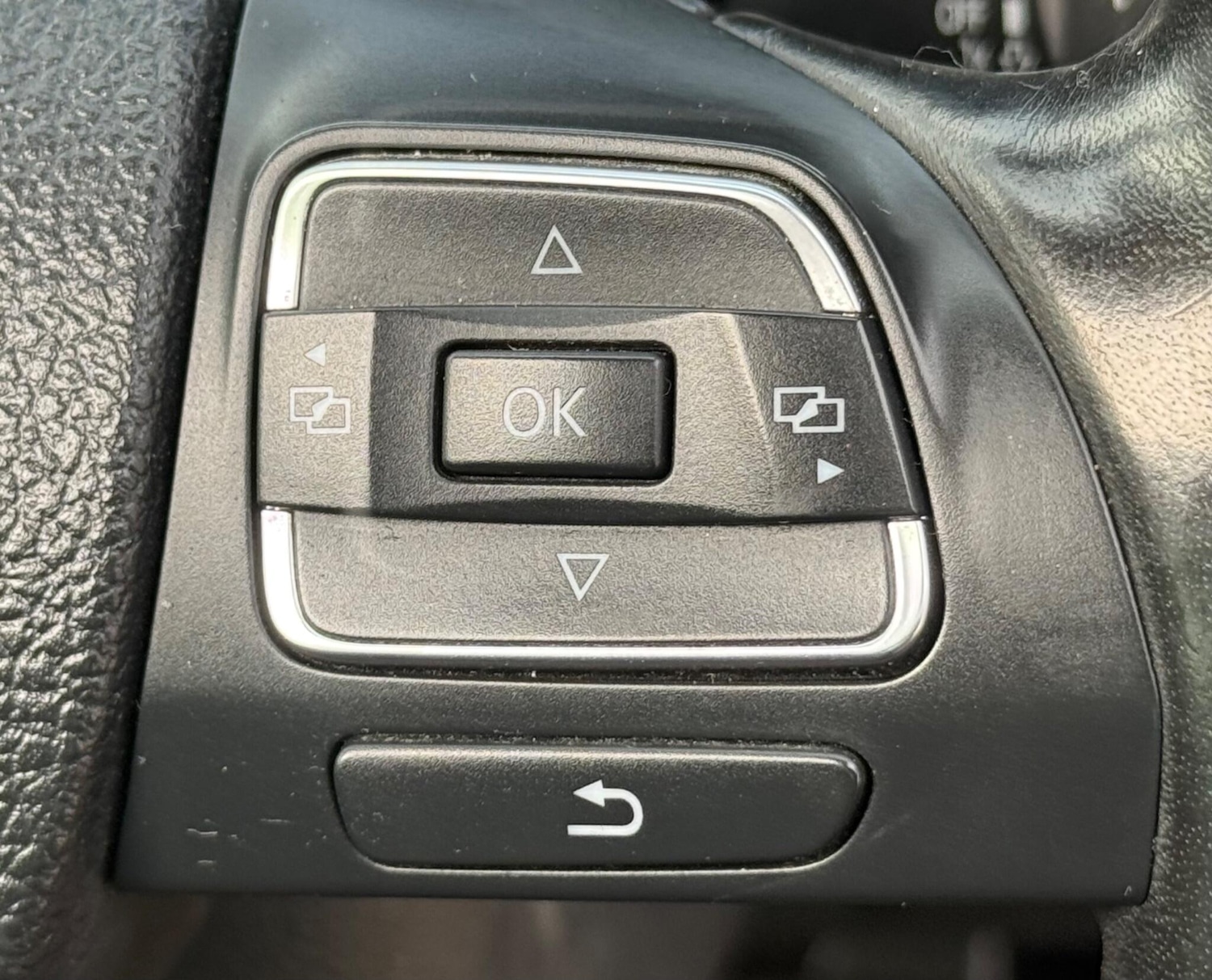 Used Volkswagen Sharan 2011 for sale - 77446275: Photo 44