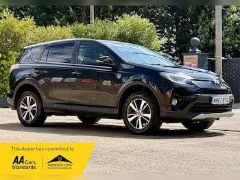 Used Toyota RAV4 2017 for sale - 79198235: Photo