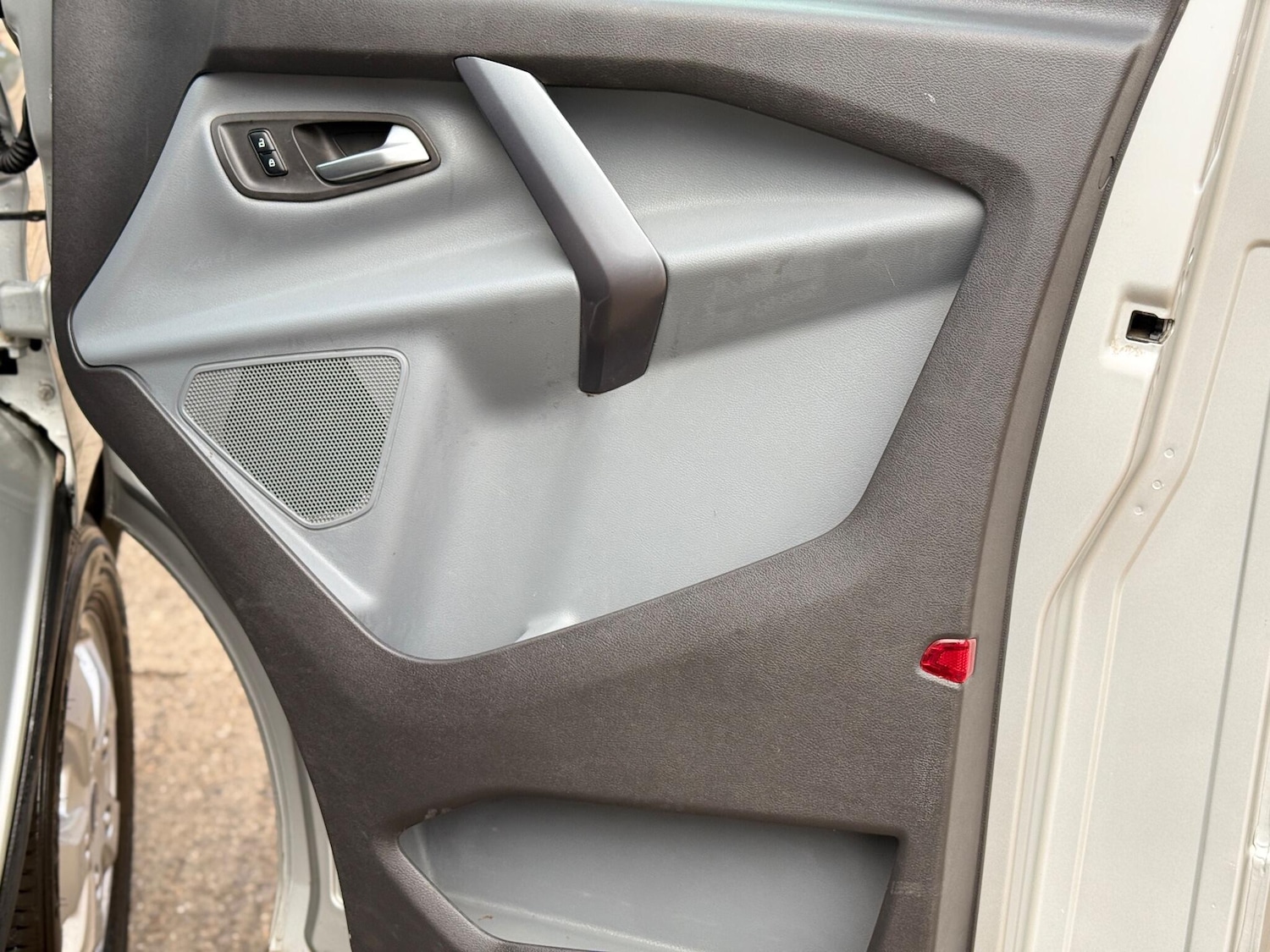 Used Ford Transit Custom 2017 for sale - 76330441: Photo 33