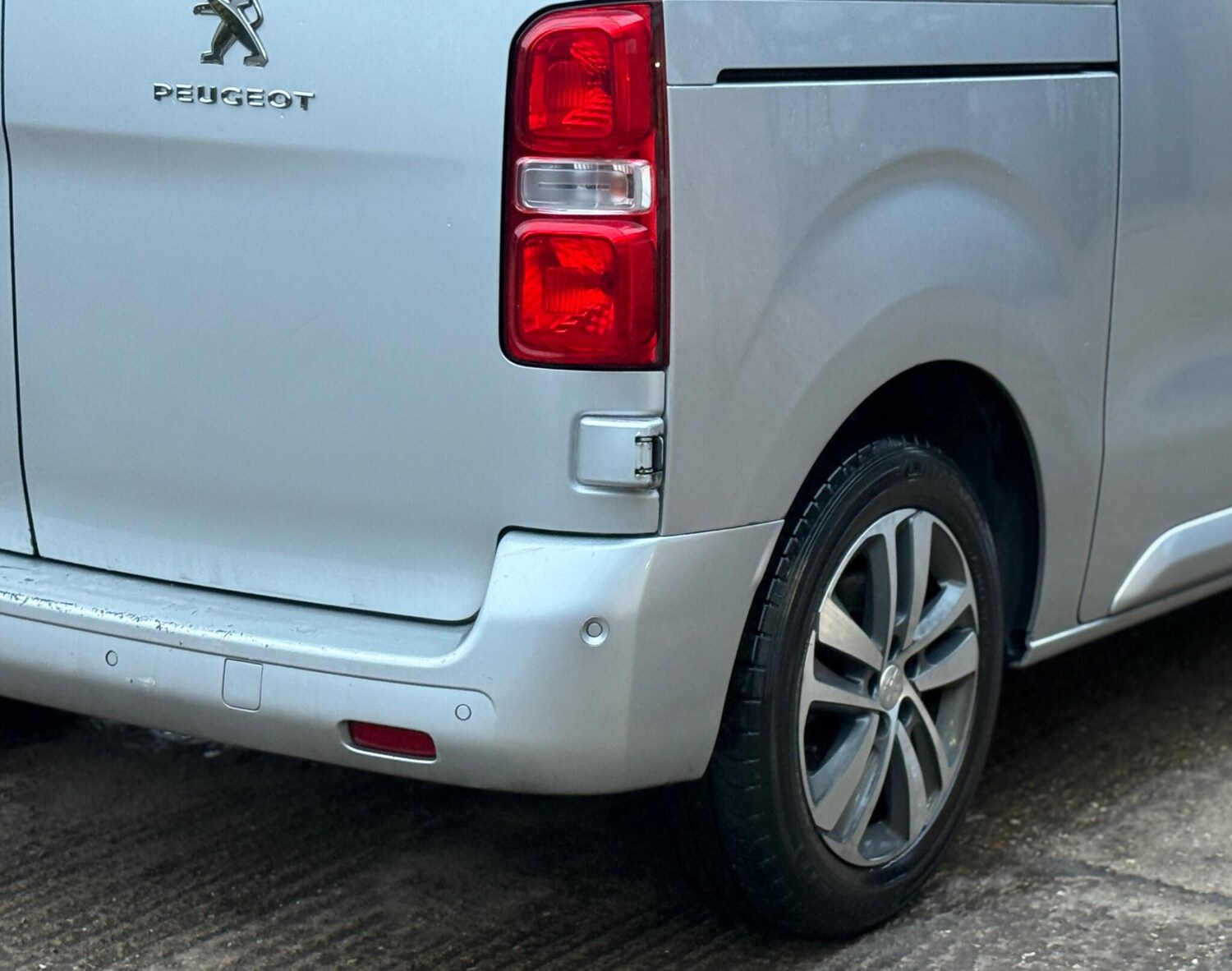 Used Peugeot Expert 2016 for sale - 77327264: Photo 31