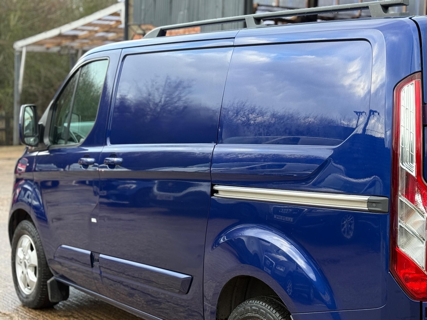 Used Ford Transit Custom 2017 for sale - 77200784: Photo 28