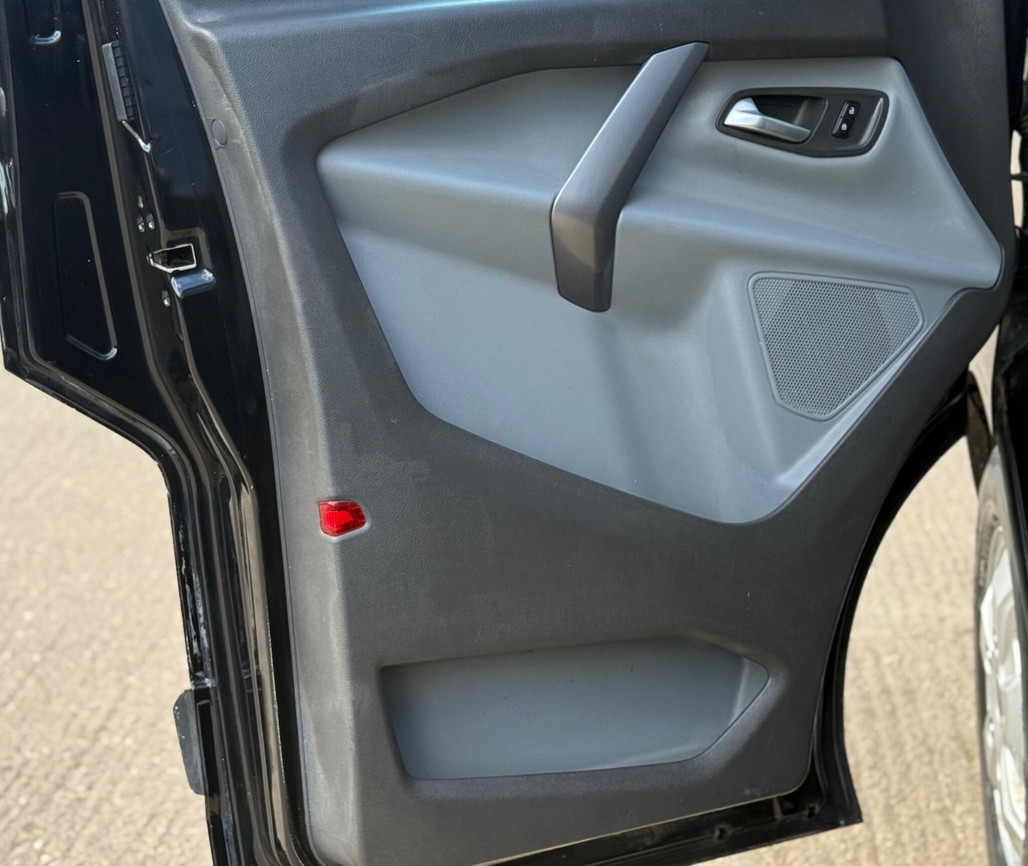 Used Ford Transit Custom 2016 for sale - 78084029: Photo 31