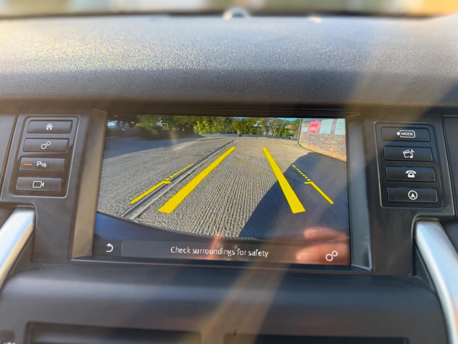 Used Land Rover Discovery Sport 2019 for sale - 77919037: Photo 18