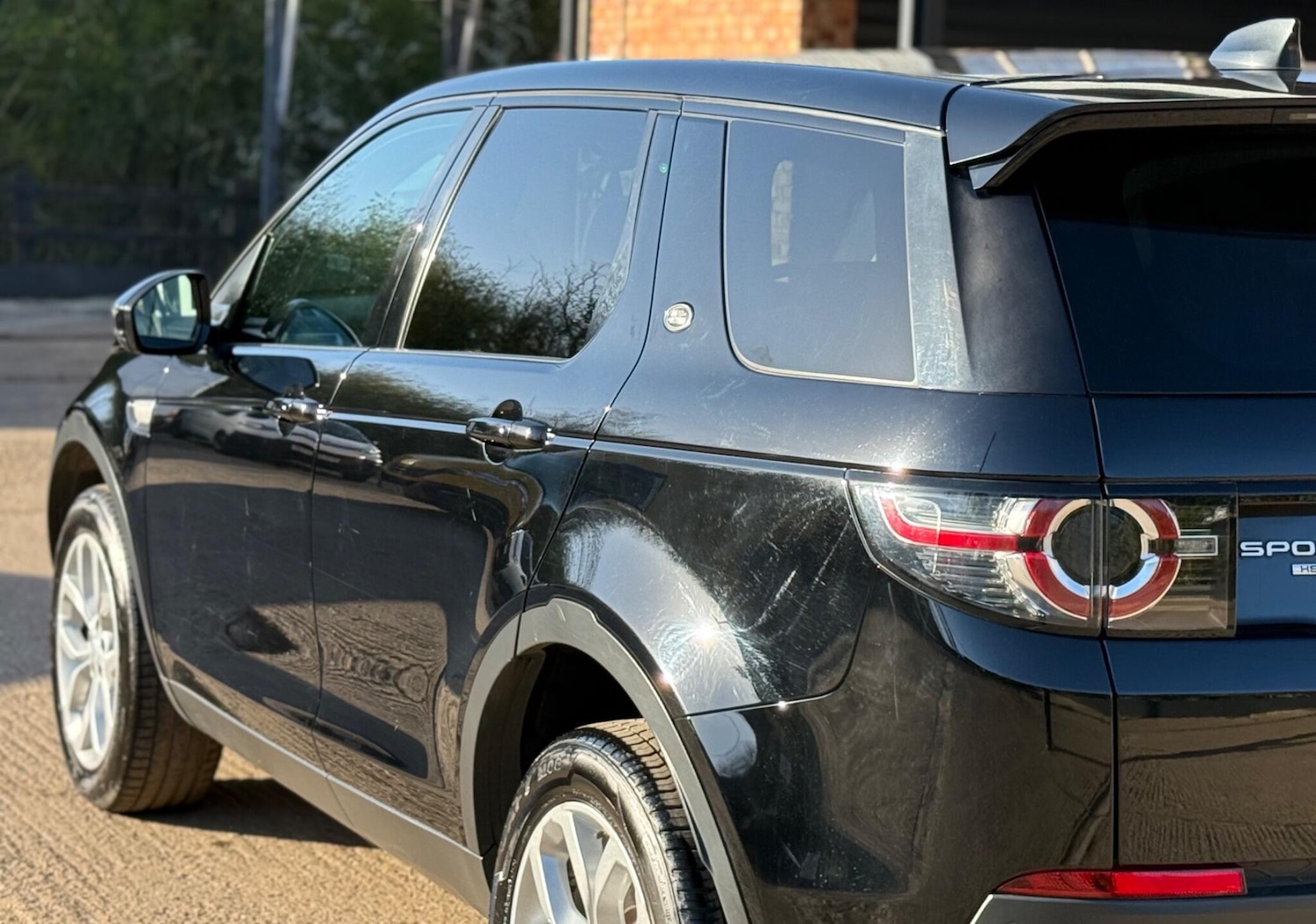 Used Land Rover Discovery Sport 2019 for sale - 77919037: Photo 25