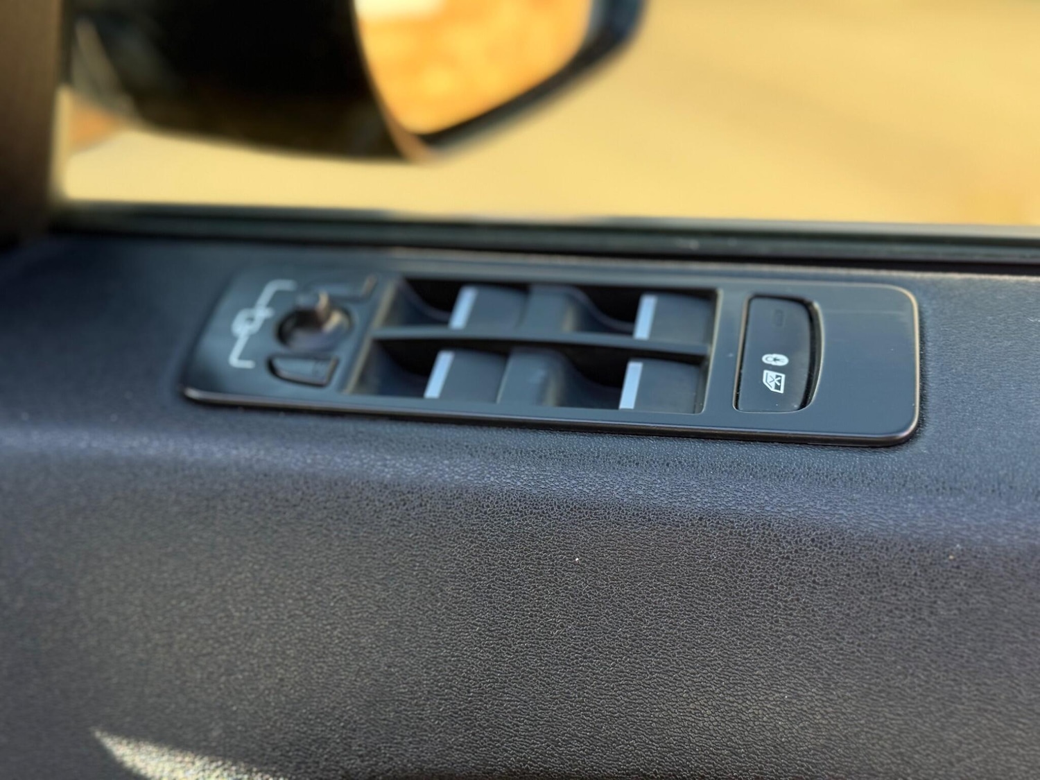 Used Land Rover Discovery Sport 2019 for sale - 77919037: Photo 63