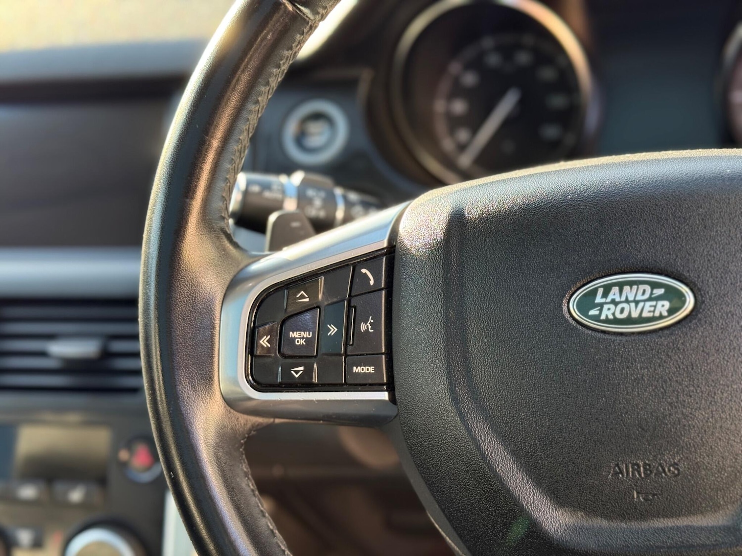 Used Land Rover Discovery Sport 2019 for sale - 77919037: Photo 64