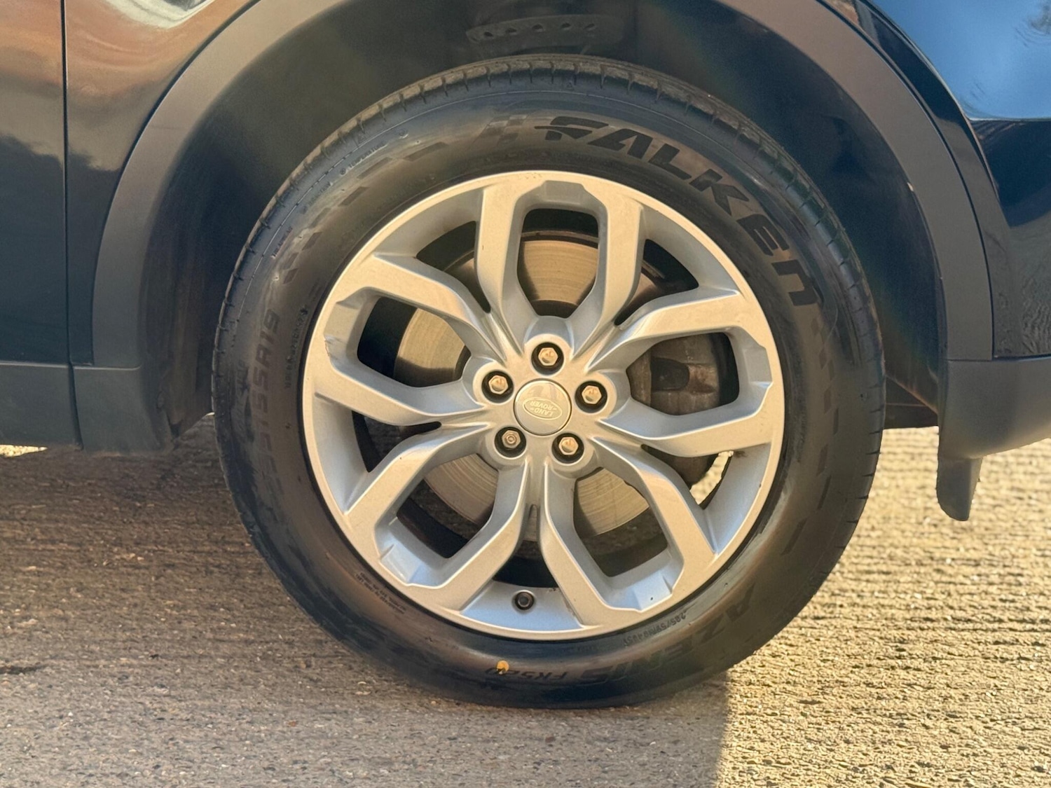 Used Land Rover Discovery Sport 2019 for sale - 77919037: Photo 65