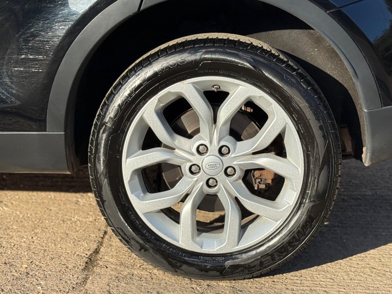 Used Land Rover Discovery Sport 2019 for sale - 77919037: Photo 67