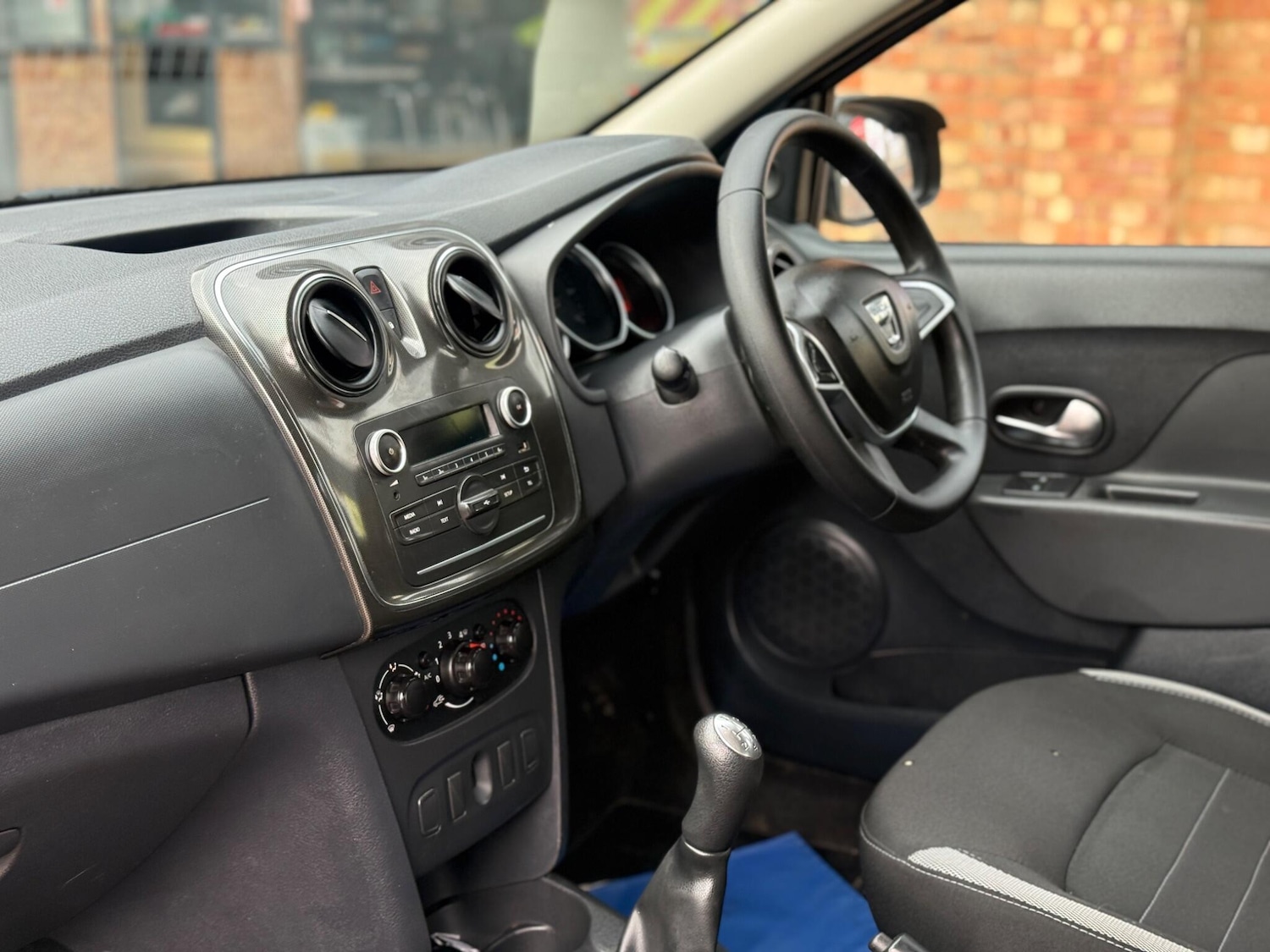 Used Dacia Sandero Stepway 2018 for sale - 77984187: Photo 15