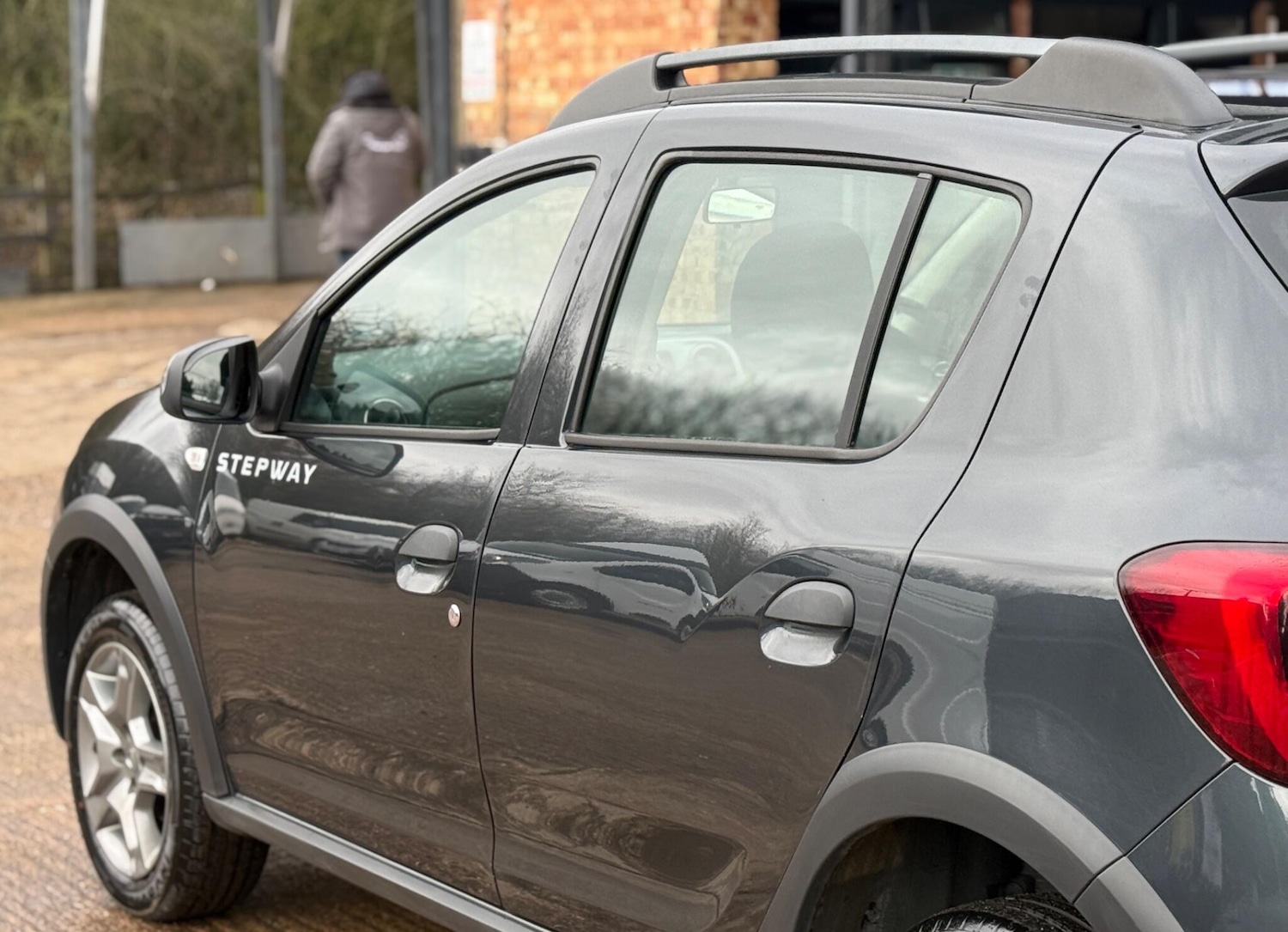 Used Dacia Sandero Stepway 2018 for sale - 77984187: Photo 28