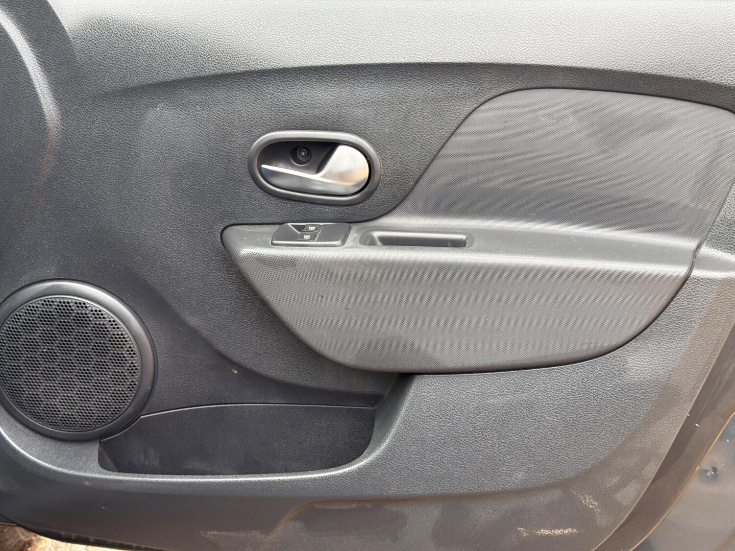 Used Dacia Sandero Stepway 2018 for sale - 77984187: Photo 33