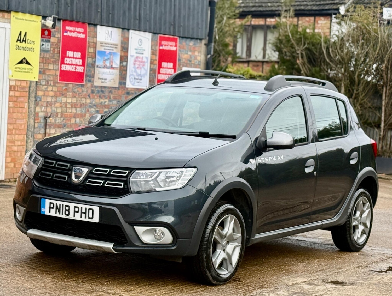Used Dacia Sandero Stepway 2018 for sale - 77984187: Photo 5