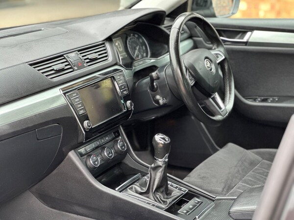 Used Skoda Superb 2016 for sale - 75582332: Photo 12