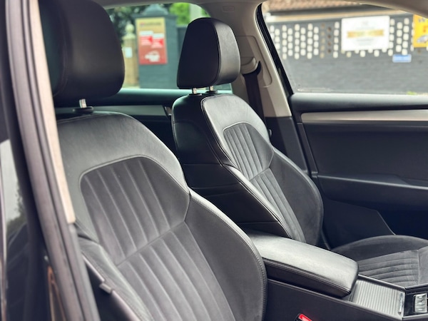 Used Skoda Superb 2016 for sale - 75582332: Photo 31