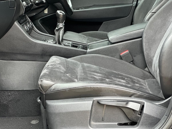 Used Skoda Superb 2016 for sale - 75582332: Photo 33