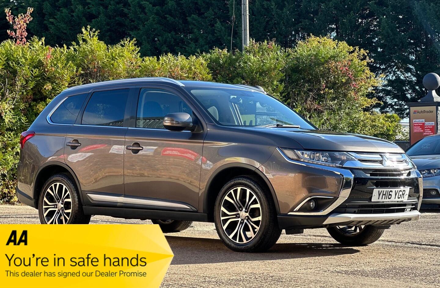 Used Mitsubishi Outlander 2016 for sale - 76186997: Photo 1