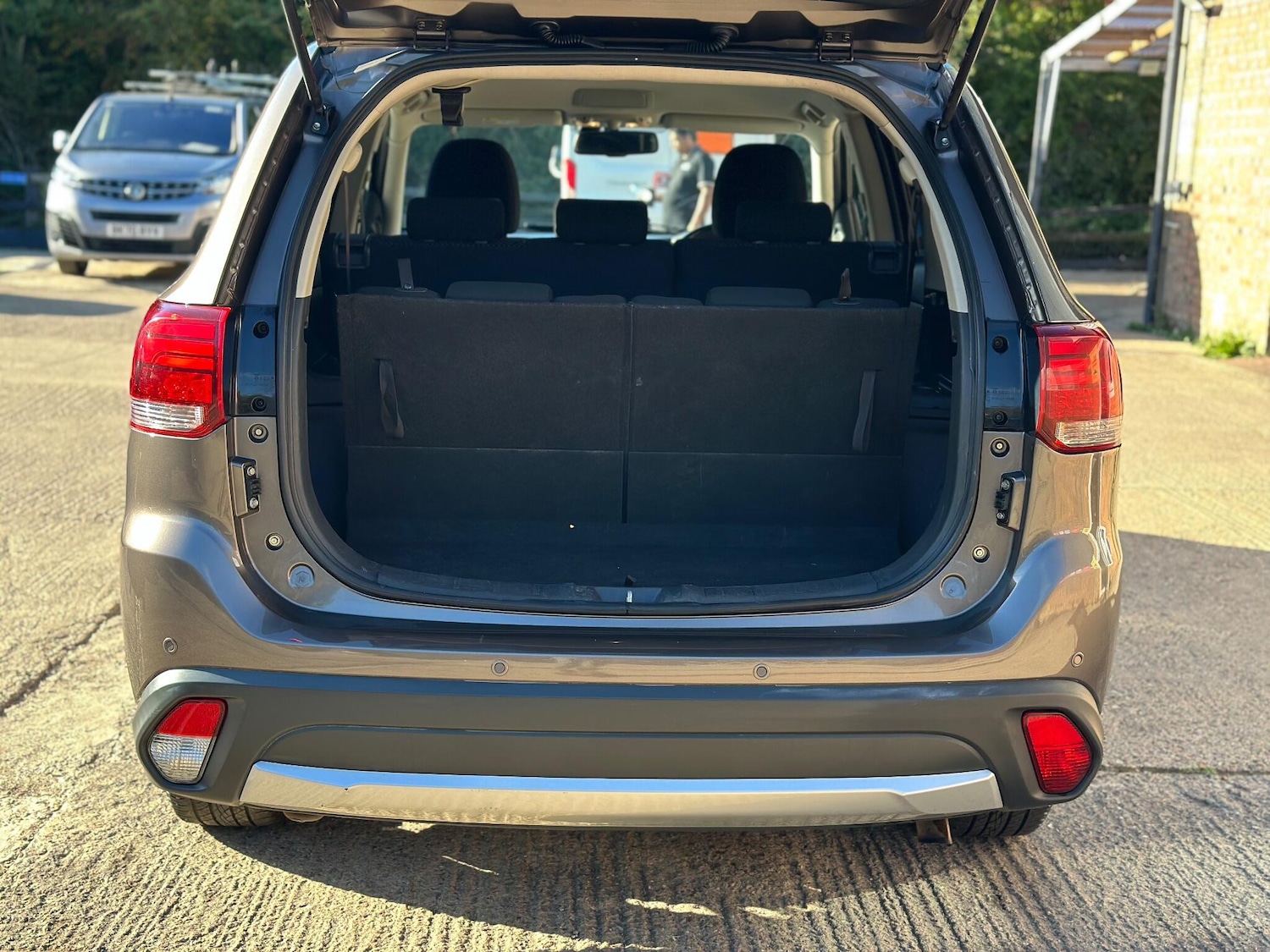 Used Mitsubishi Outlander 2016 for sale - 76186997: Photo 17
