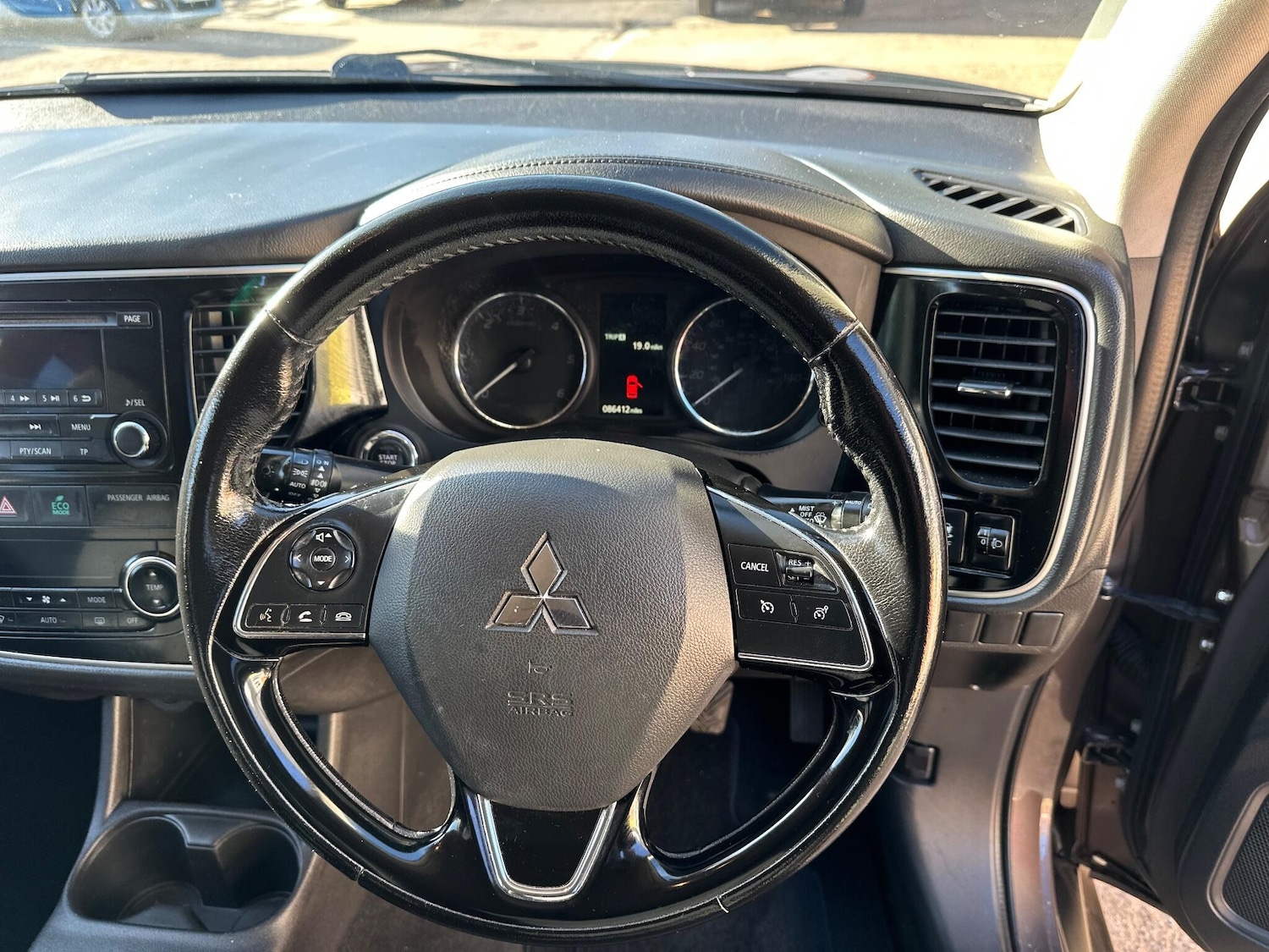Used Mitsubishi Outlander 2016 for sale - 76186997: Photo 19