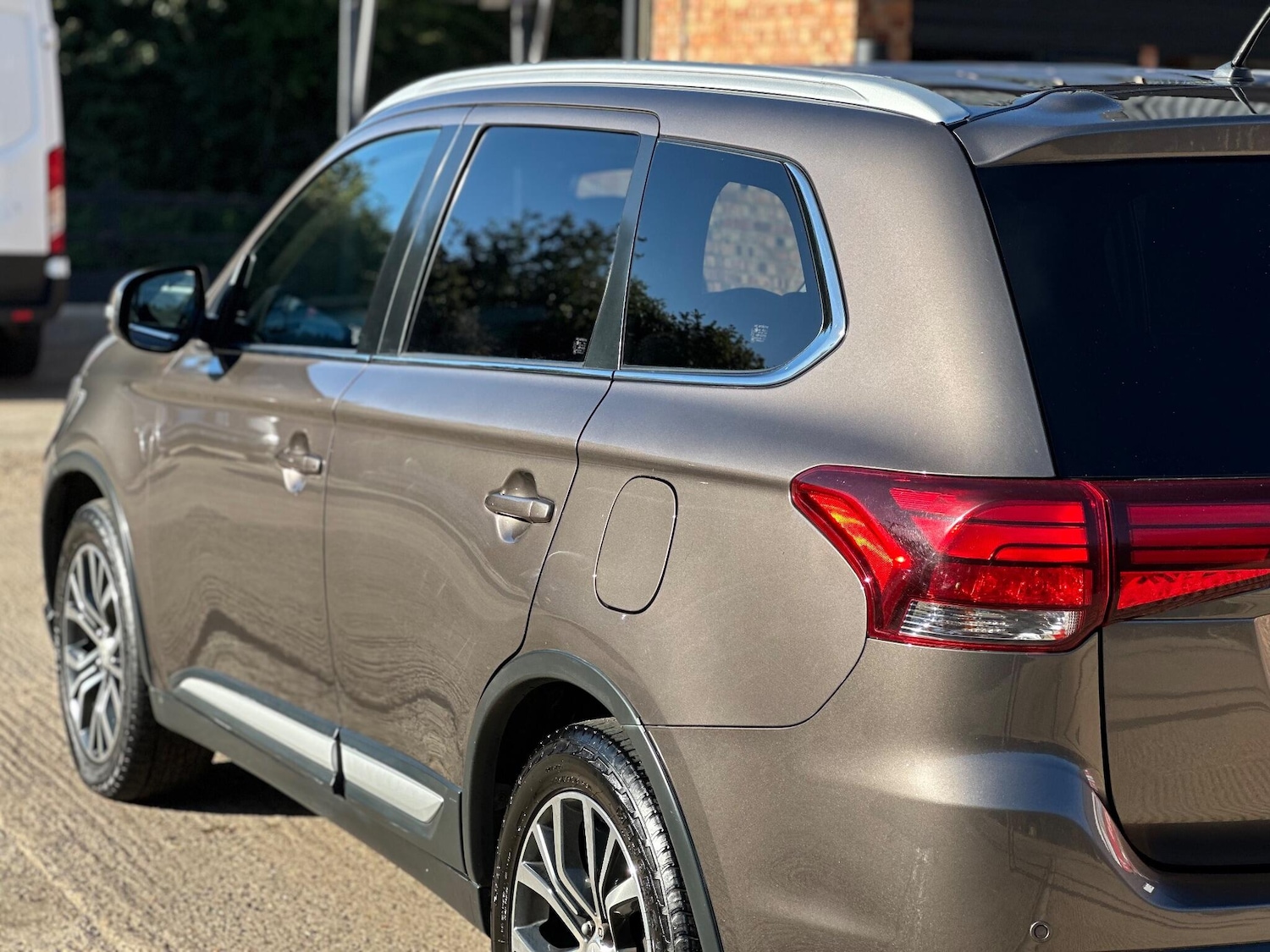 Used Mitsubishi Outlander 2016 for sale - 76186997: Photo 28