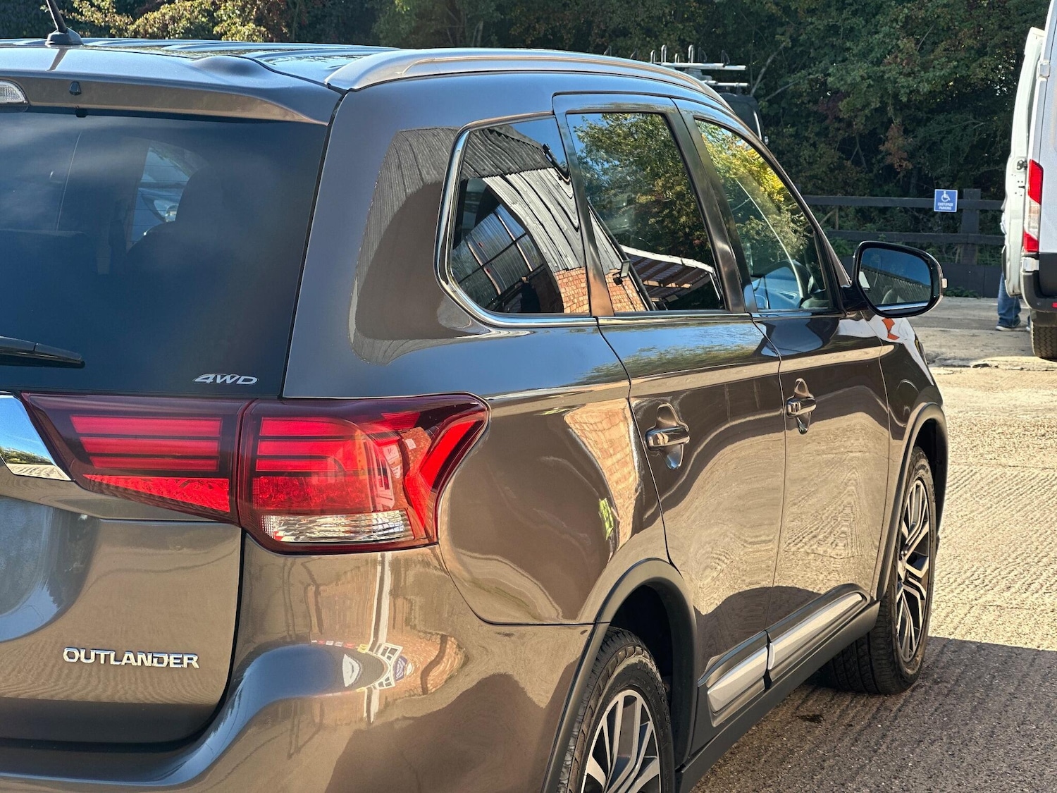 Used Mitsubishi Outlander 2016 for sale - 76186997: Photo 31