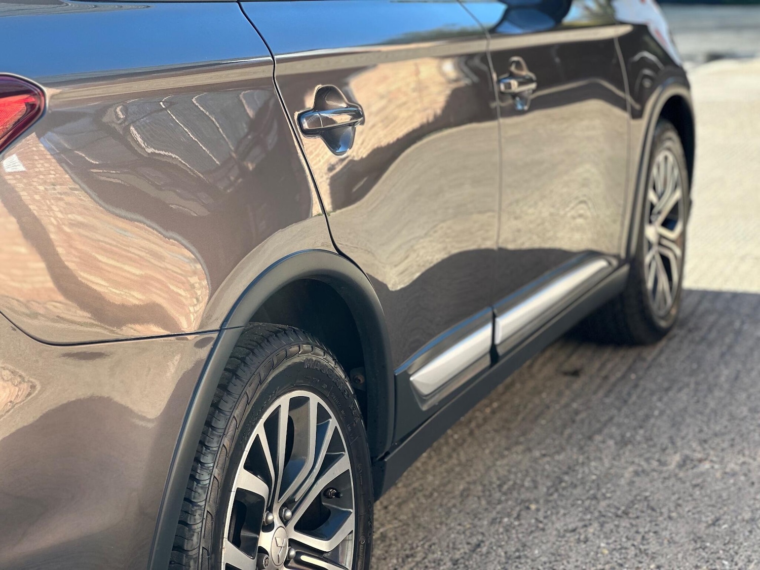 Used Mitsubishi Outlander 2016 for sale - 76186997: Photo 32