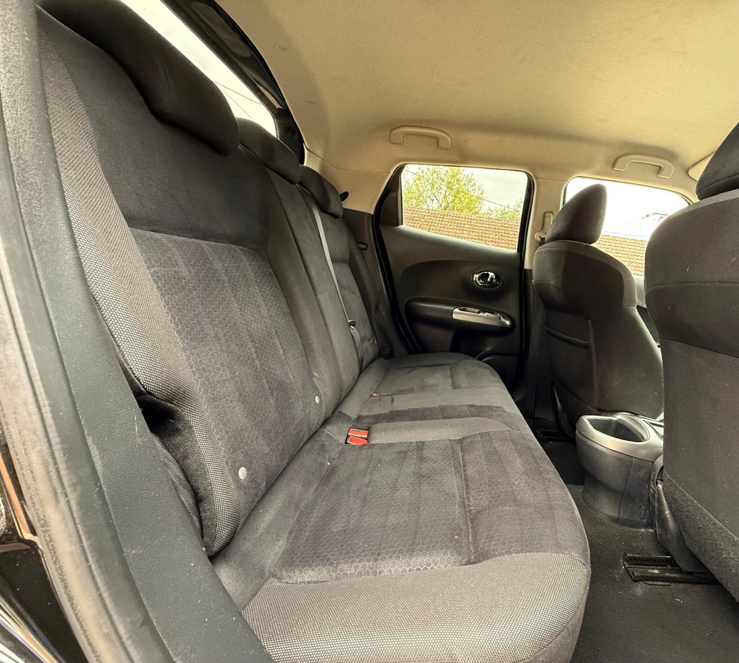 Used Nissan Juke 2011 for sale - 76128034: Photo 19