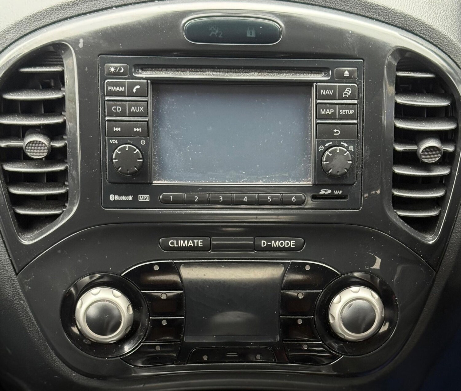 Used Nissan Juke 2011 for sale - 76128034: Photo 25