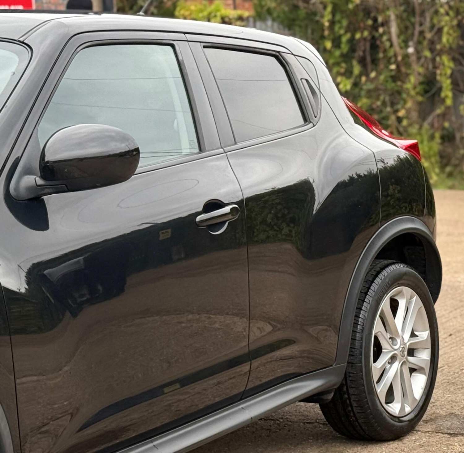 Used Nissan Juke 2011 for sale - 76128034: Photo 30