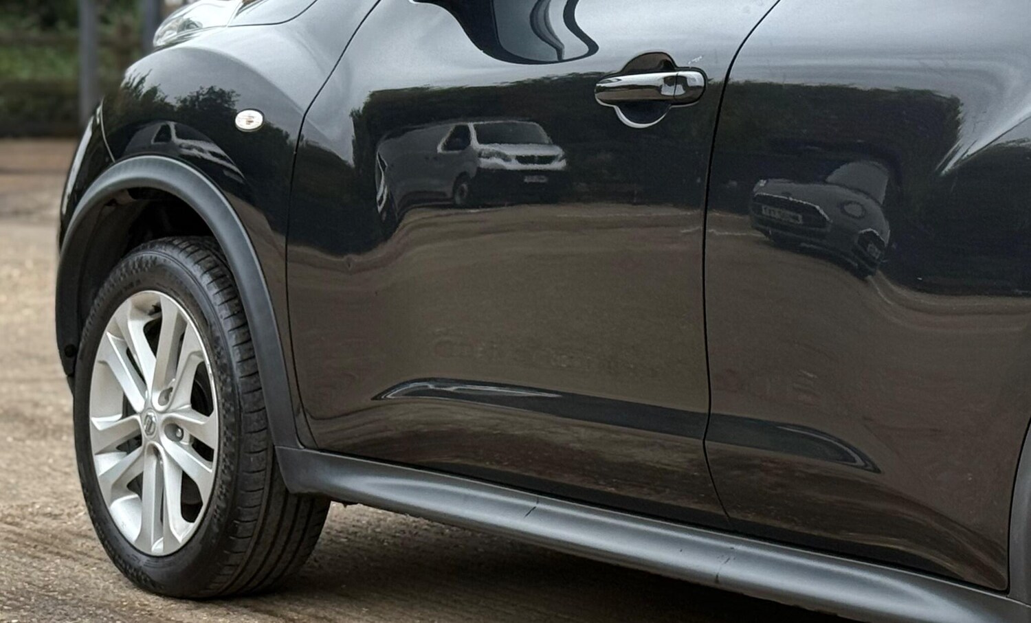 Used Nissan Juke 2011 for sale - 76128034: Photo 34