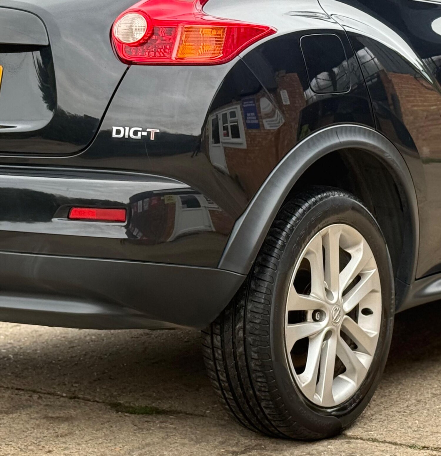 Used Nissan Juke 2011 for sale - 76128034: Photo 35