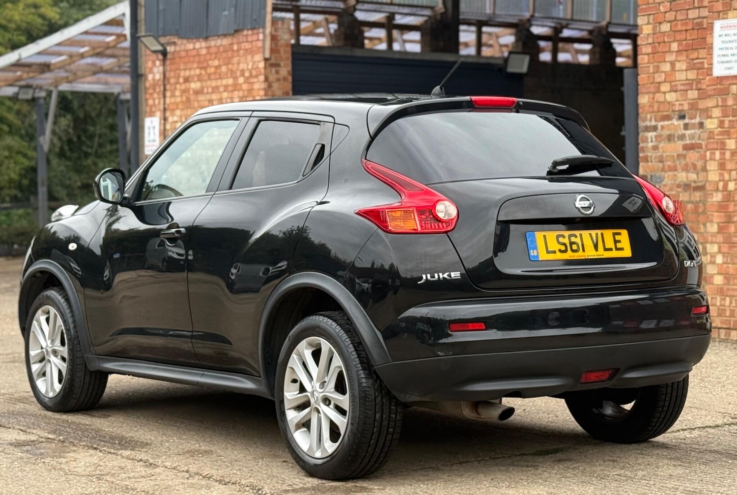 Used Nissan Juke 2011 for sale - 76128034: Photo 9