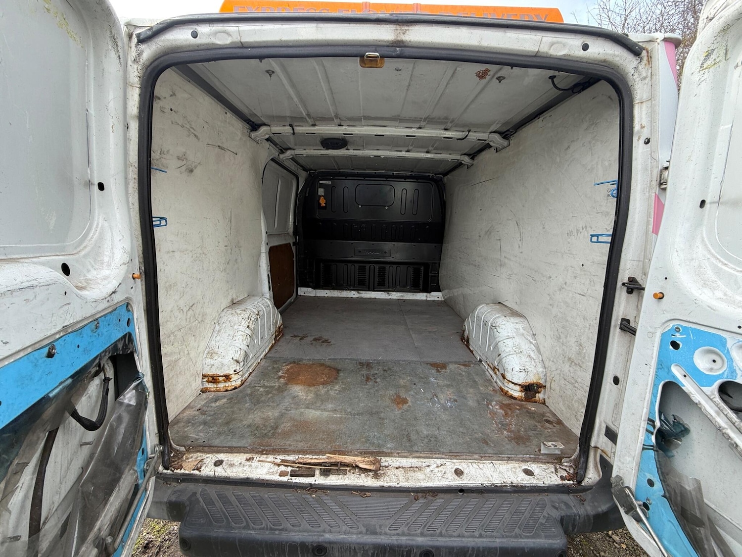 Used Ford Transit 2011 for sale - 77845485: Photo 6