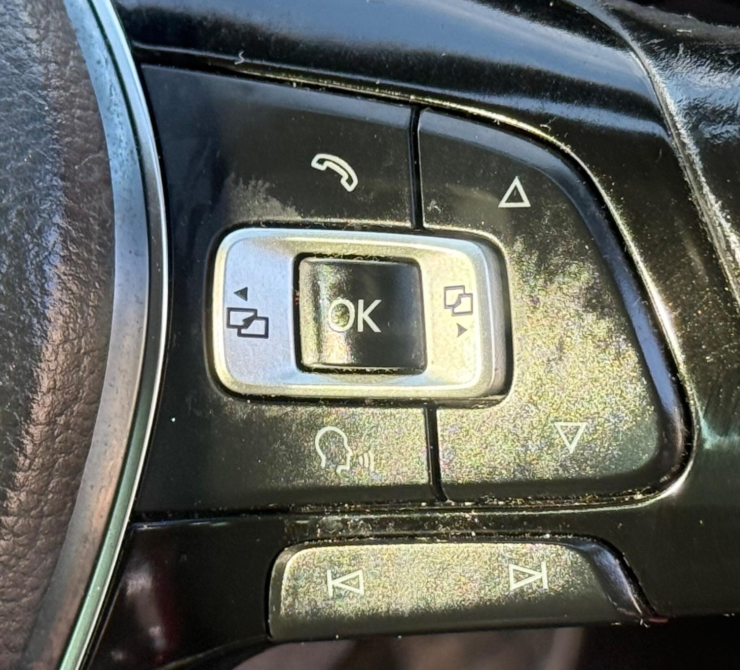 Used Volkswagen Polo 2015 for sale - 77118125: Photo 40