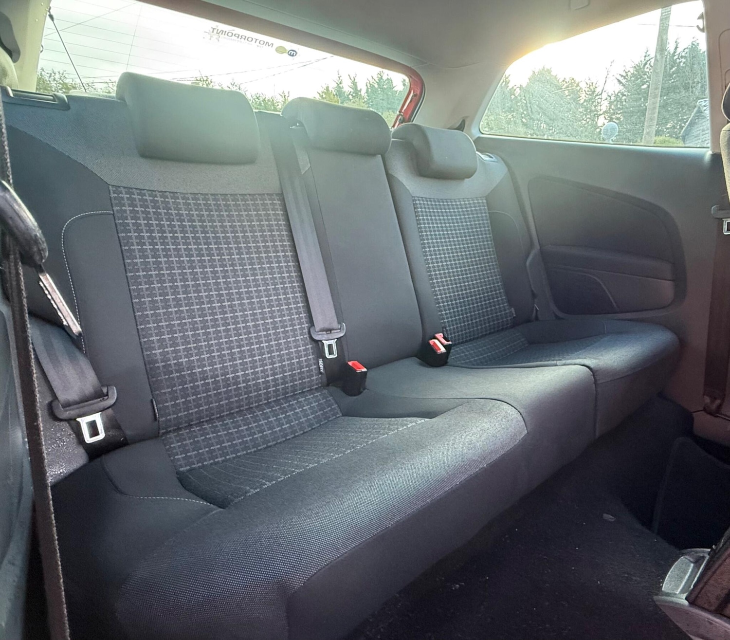 Used Volkswagen Polo 2015 for sale - 77118125: Photo 9