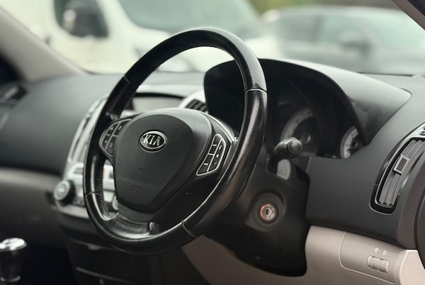 Used Kia Ceed 2009 for sale - 76236901: Photo 13